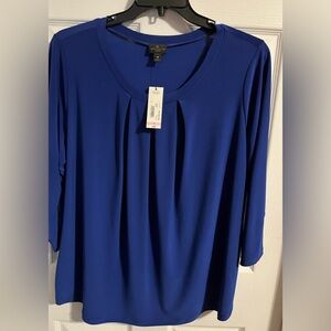 Ladies plus size Worthington blouse. Beautiful royal blue!